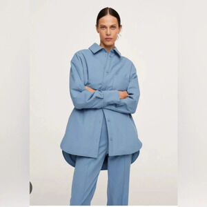 Pernille X Mango size 6 light blue shaket over sized shirt insulated button up M